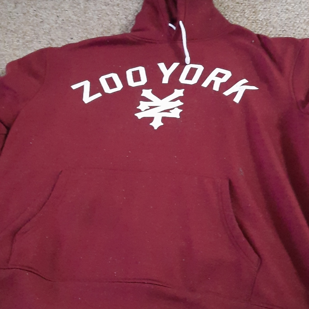 Zoo york hoodie. Burgundy